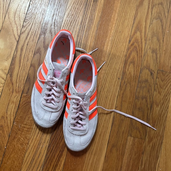Adidas Sneakers with Pink and Orange Stripes - Picture 1 of 5